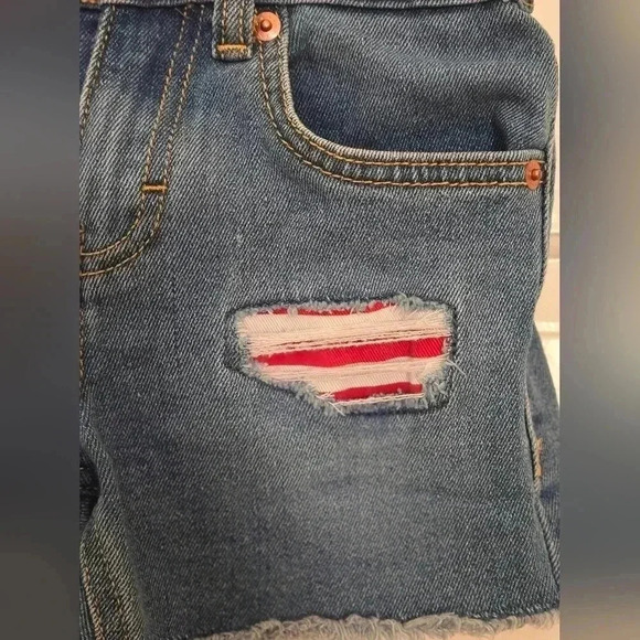 Kids levi girlfriend style denim shorts size 7 - Picture 8 of 9